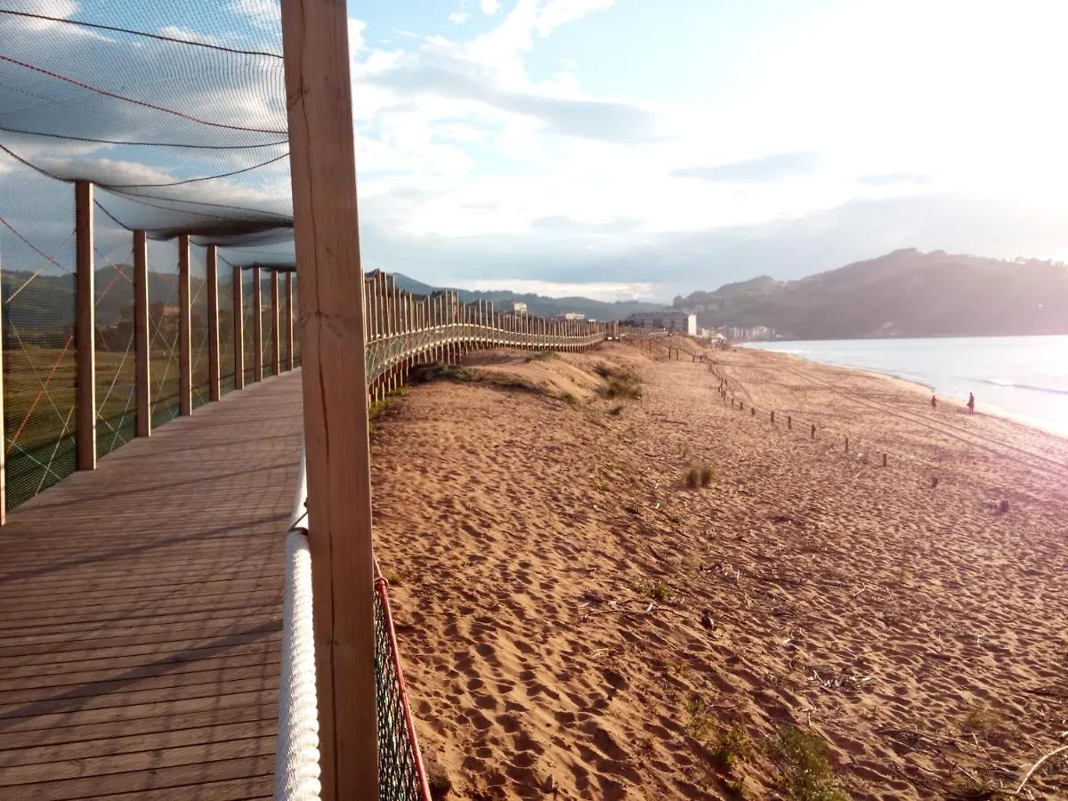 Sarakatua15: Spacious Family Apartment with Spectacular Views Zarautz Spain
