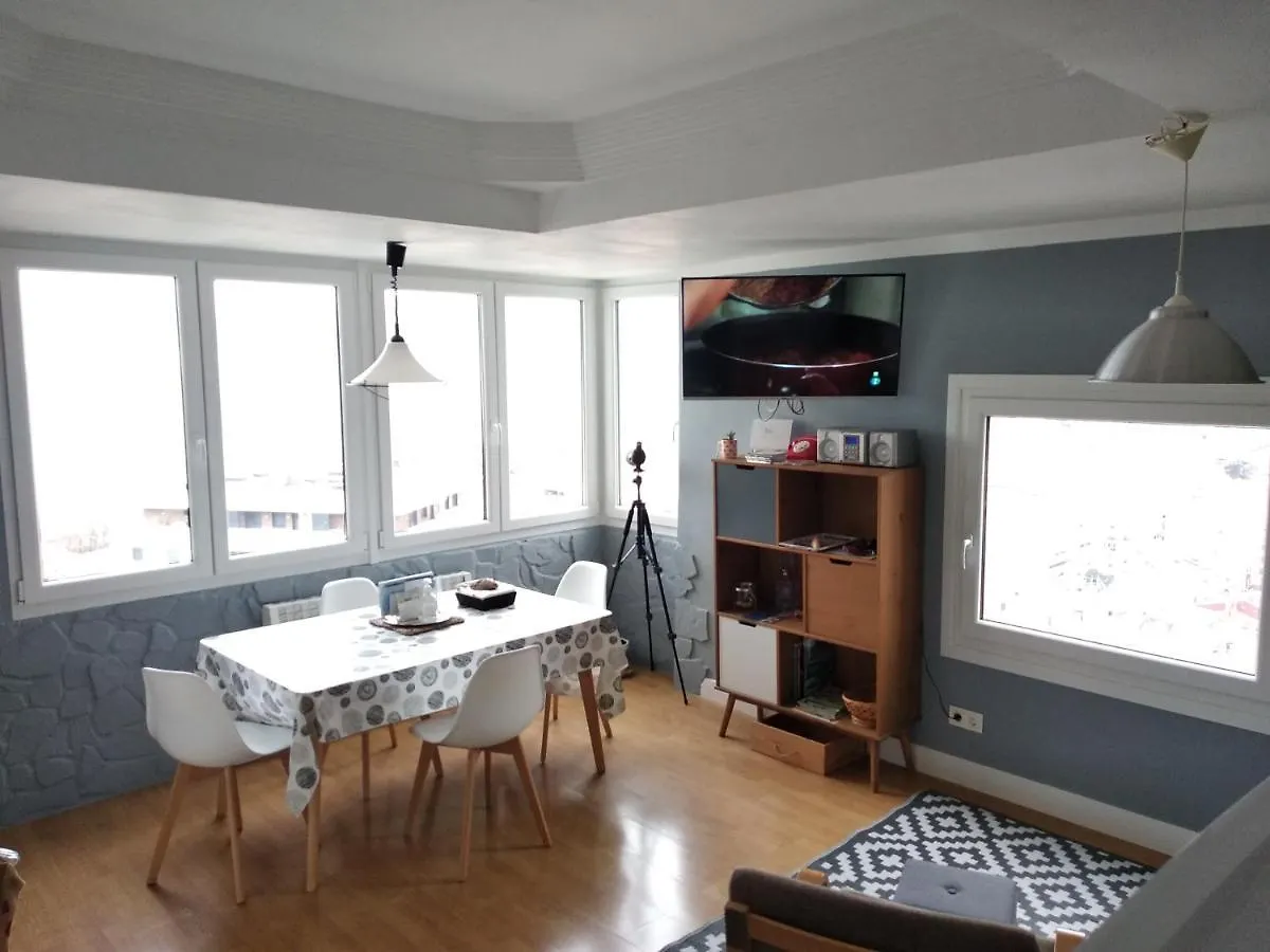 Sarakatua15: Spacious Family Apartment with Spectacular Views Zarautz 0*,  Spain